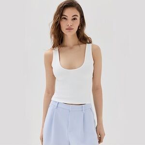 Good American Scuba Scoop Tank in White001